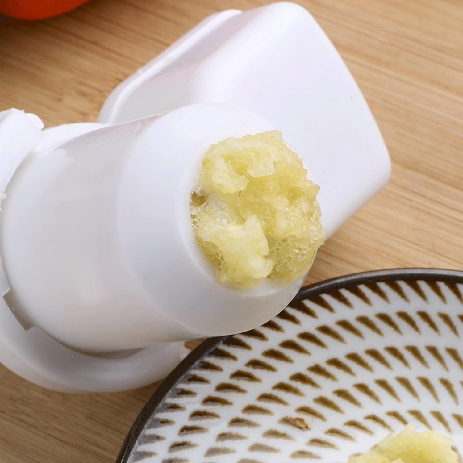 Garlic Presses Garlic GrinderCutter Mills Fruit Vegetable Presses Tool Ginger Crusher Food Grade PP Kitchen Squeeze Tools