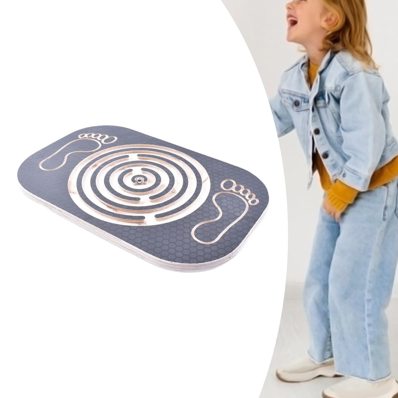 Sensorisches Training mit Einem Balanceboard Aus Holz für Kinder – Übungen für Mädchen Und Jungen