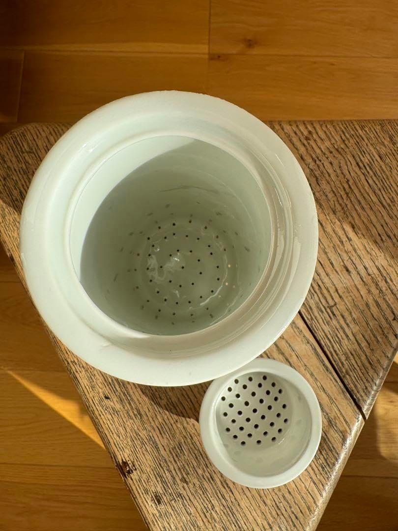 フランスリモージュ窯aluminite ポット（茶漉し付き） フランス リモージュ窯 aluminite ポット（茶漉し付き） 赤