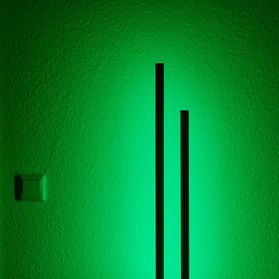 MeLiTec LED Stehlampe mit Wifi, Alexa und Google Assistant, RGB und beidseitige Beleuchtung für Wohnzimmer