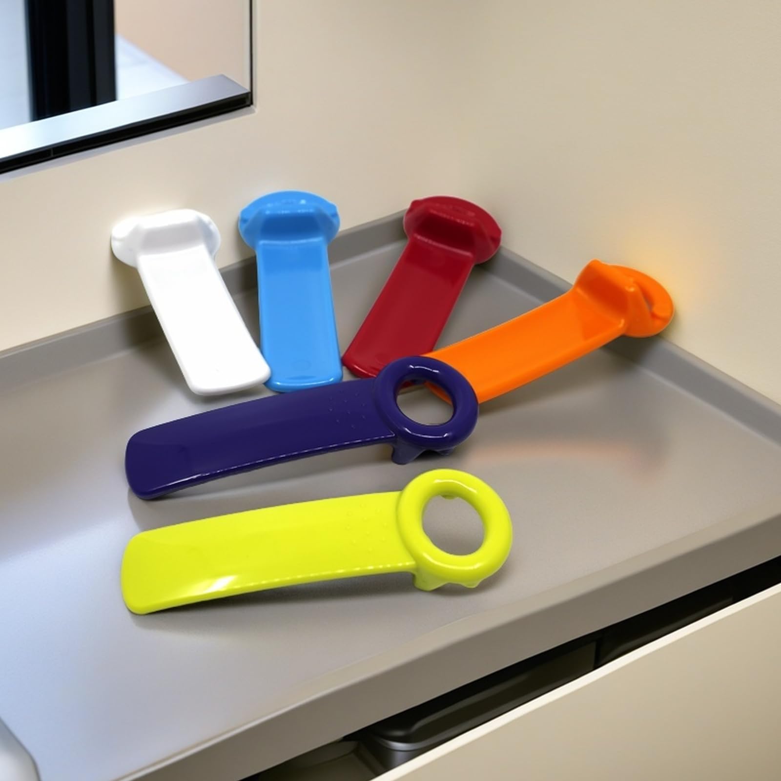 6 abridores de llaves de tarro para manos débiles, ancianos y niños, abridor de tapa de tarro de plástico con fácil agarre de mano 5.5 pulgadas, diseño colorido 7