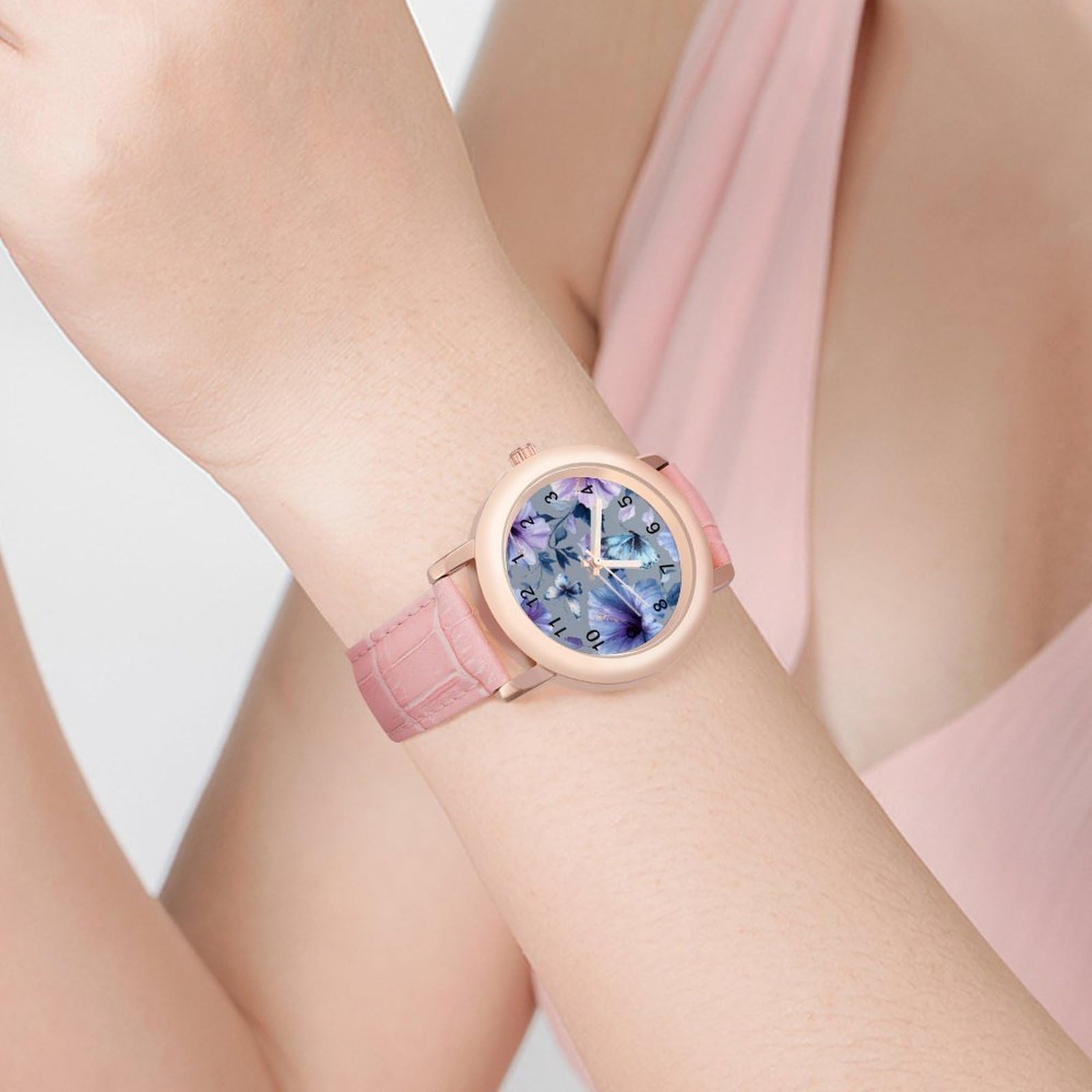 Schmetterlinge und Hibiskusblüten Damen leicht ablesbare Uhren Flexible Dreizeiger Rundes Gehäuse Quarzuhr für kleine Handgelenke