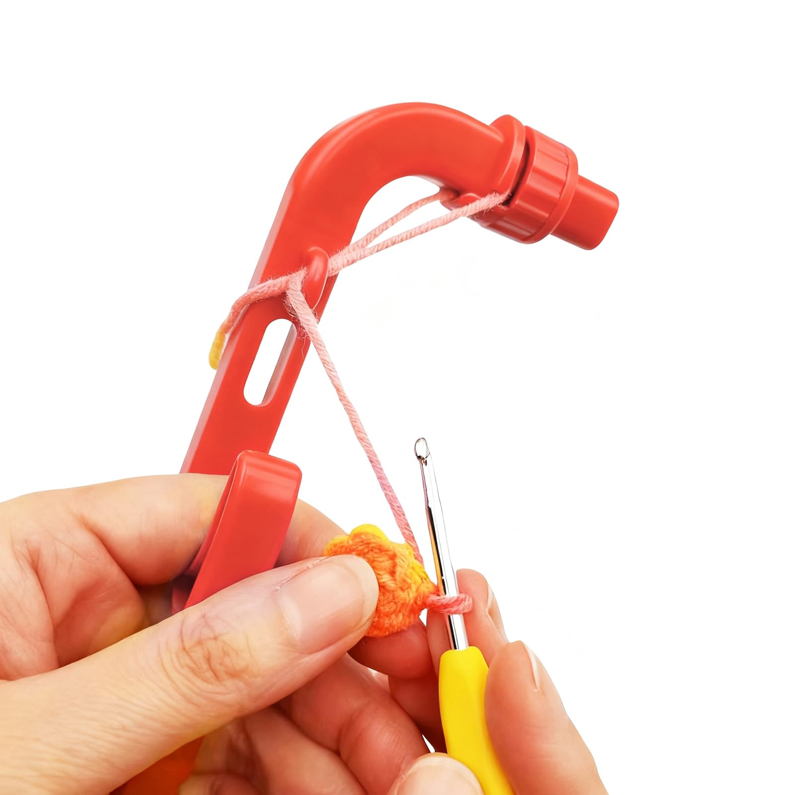 bayicie 1 Set Beginners Crochet Helper 3 in 1 Crochet Yarn Tension Regulator Yarn Guide Relive Hand Fatigue Pain Gift Orange