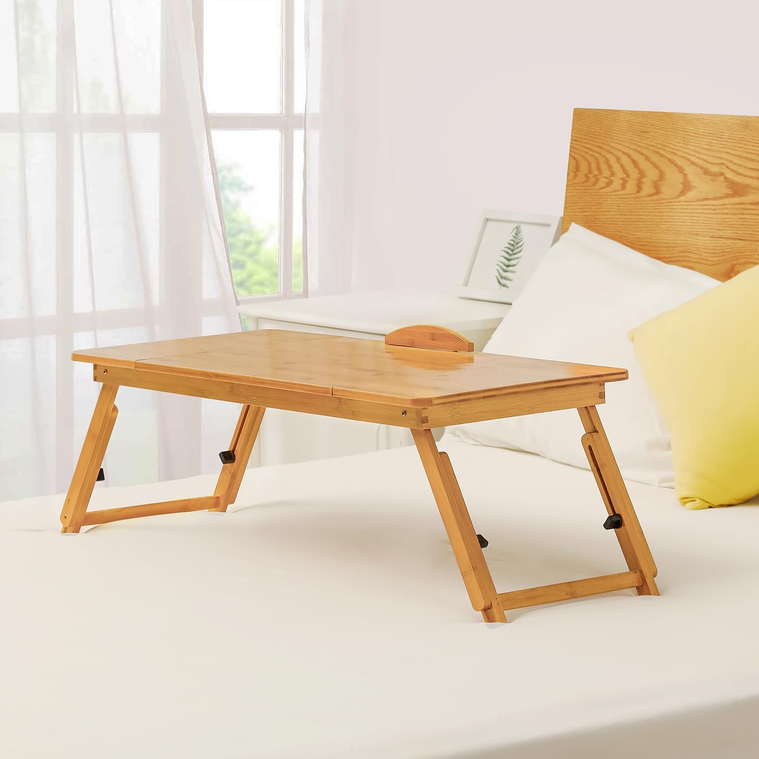 Magshion Escritorio ajustable para computadora portátil, bandeja de desayuno de bambú, mesa de sofá con patas plegables para oficina en casa,