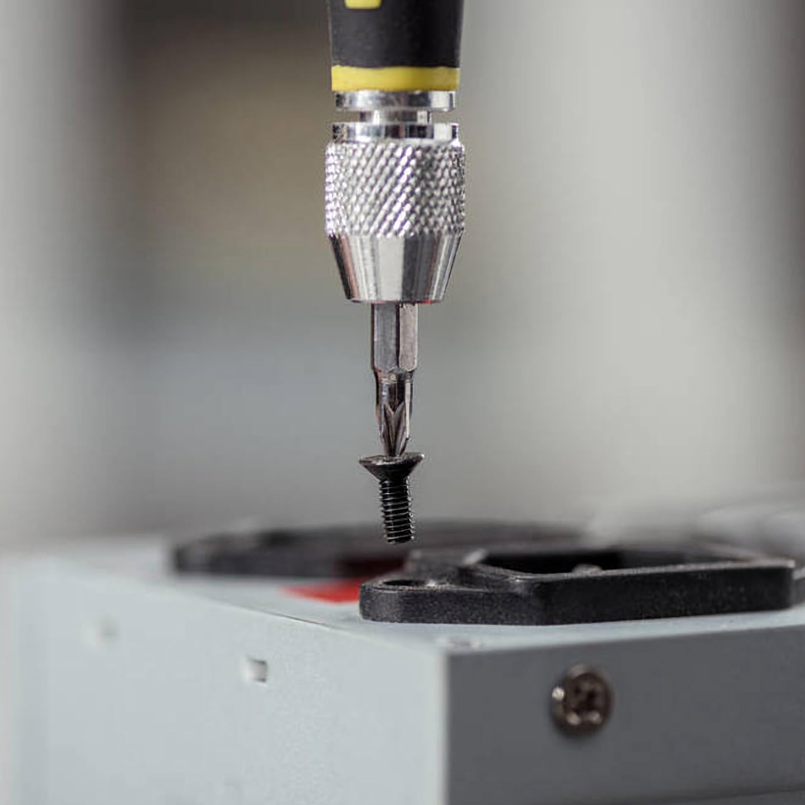 Set 1110 Pezzi Viti M3 Con Dadi E Rondelle - Testa Svasata A Croce In Acciaio Carbonio - Foto 4