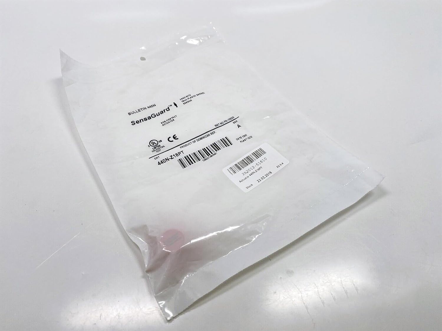 440N-Z18PT Actuator, Standard Actuator, 18mm, Plastic 440NZ18PT Sealed in Box 1 Year Warranty