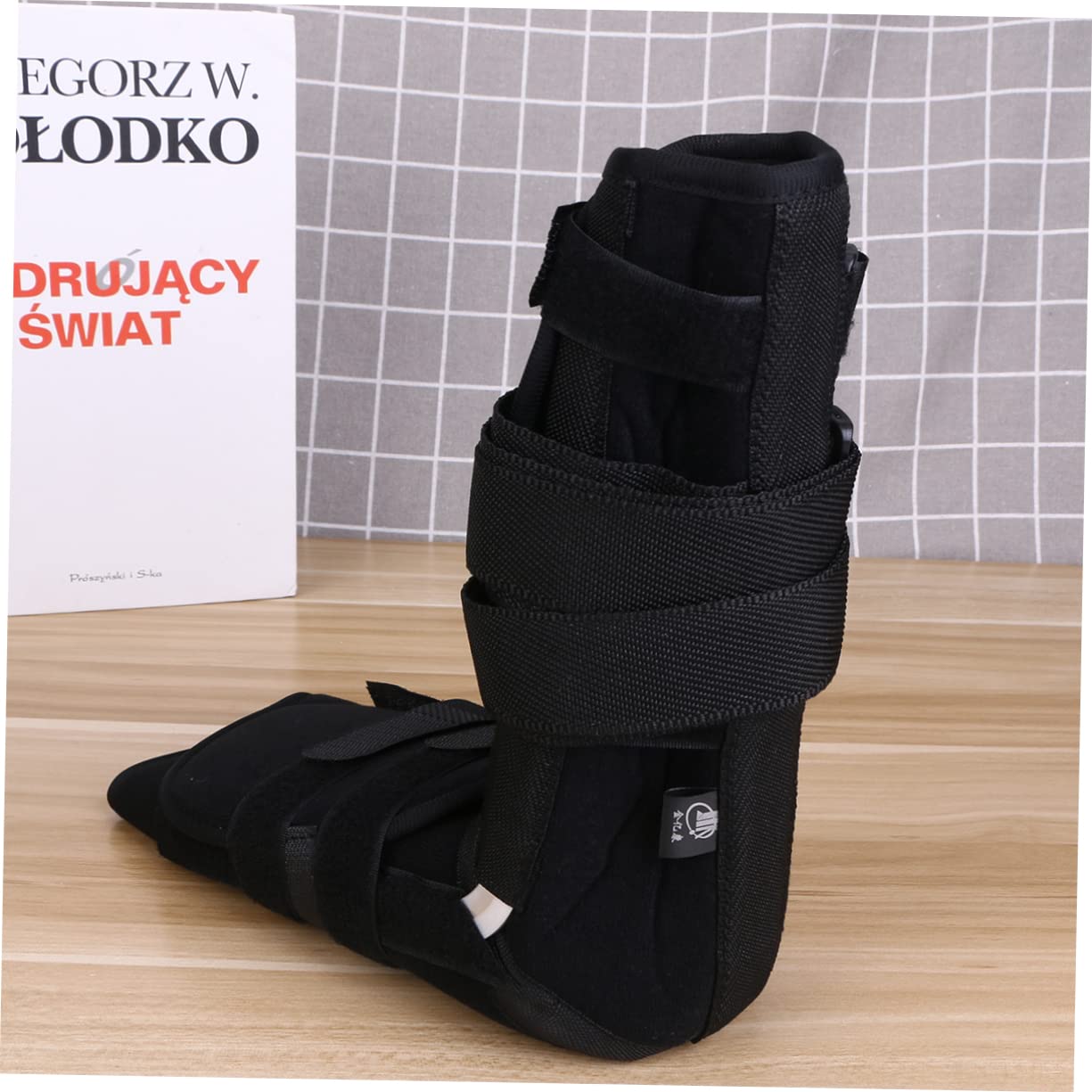 Gogogmee Breathable Arm Sling Support for Men Women Adjustable Fracture Belt Shoulder Immobilizer Sling for Long-time Use Black