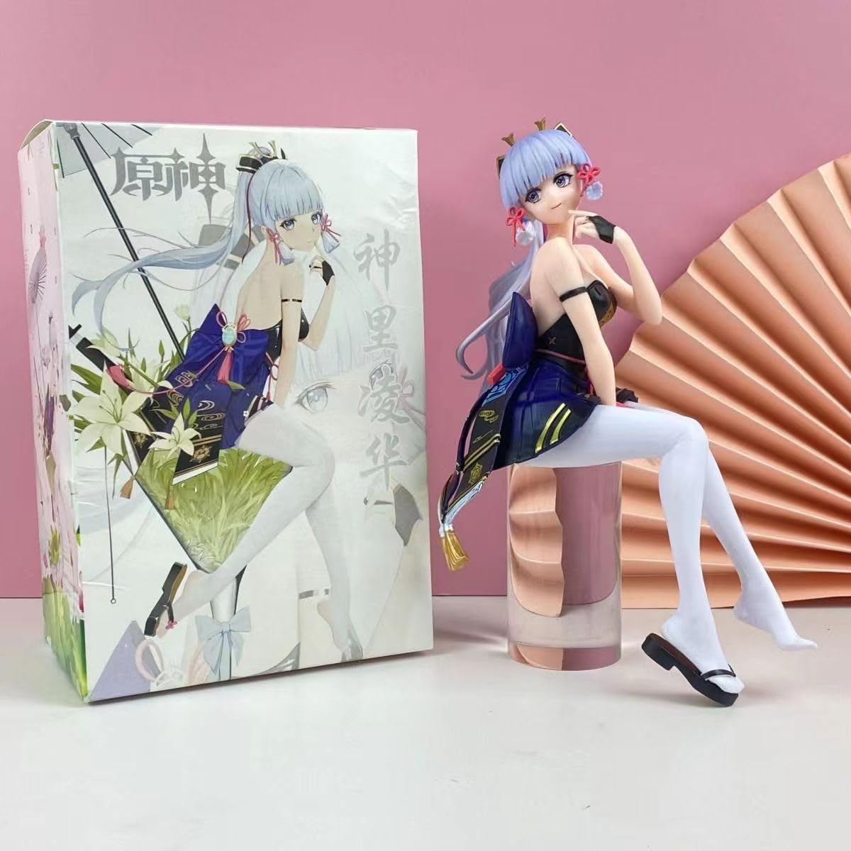 Kamisato Ayaka Figura decorativa sentada Ningguang cifras de acci?n Klee Hutao Paimon Zombie Qiqi Anime Modelo coleccionable 19 cm