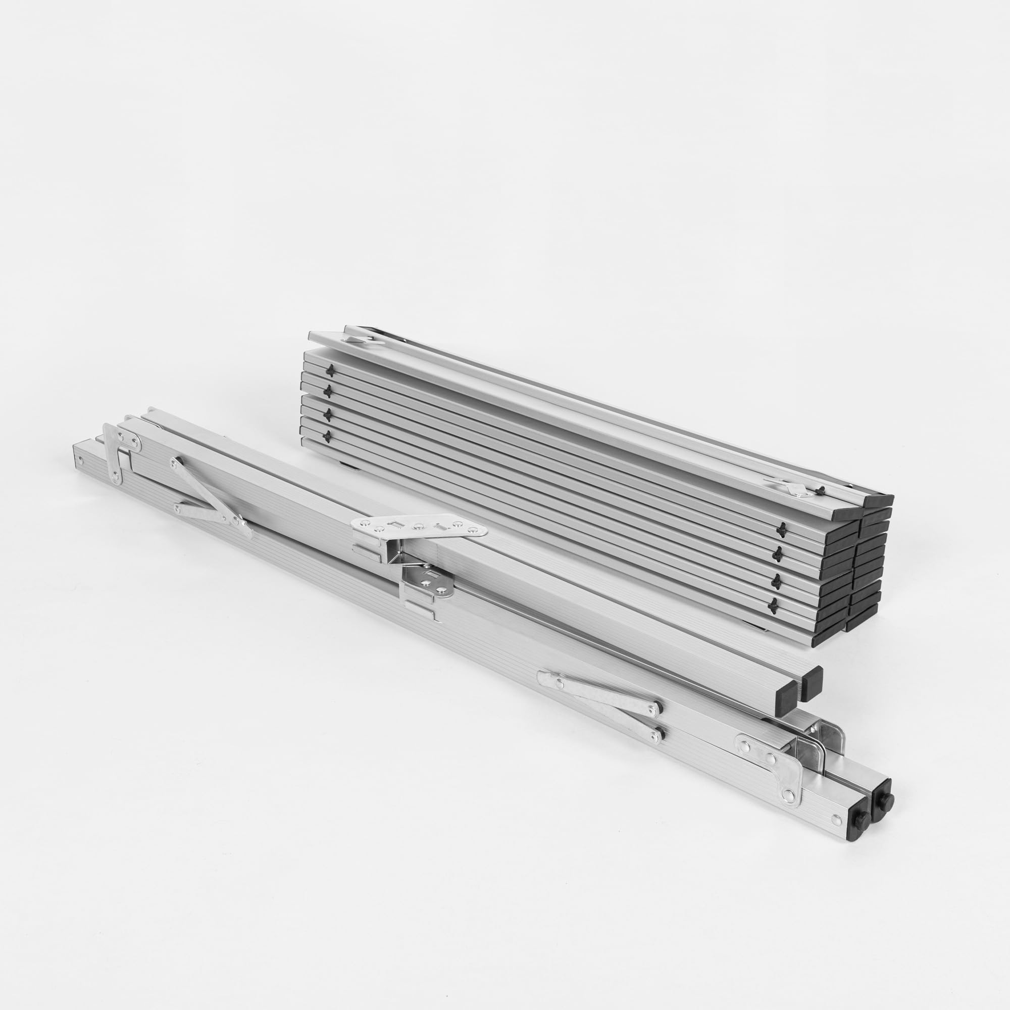 AKTIVE Mesa Plegable Camping, 108 x 71 x 72 cm, Topes Antideslizantes, Tablero y Estructura Aluminio, Soporta 30 kg, Plegado Compacto, Bolsa Transporte asa Hombro, Mesas Plegables (63050)