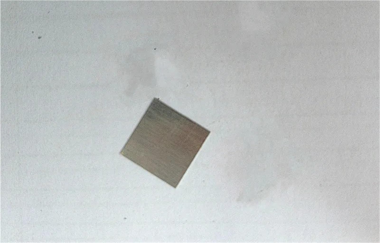 sujeniir Pure Platinum Tablet, Platinum Plate Electrode, Purity: 99.99%, Specification: 30 * 30 * 0.5mm.