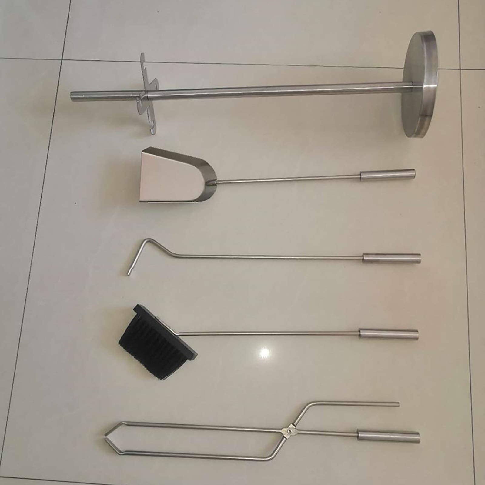 Set di attrezzi per camino, schermo per camino in rete da 30 pollici, set di attrezzi per camino, manico in ottone, 5 pezzi, supporto per camino da interno in ferro battuto, porta legna, kit di acces