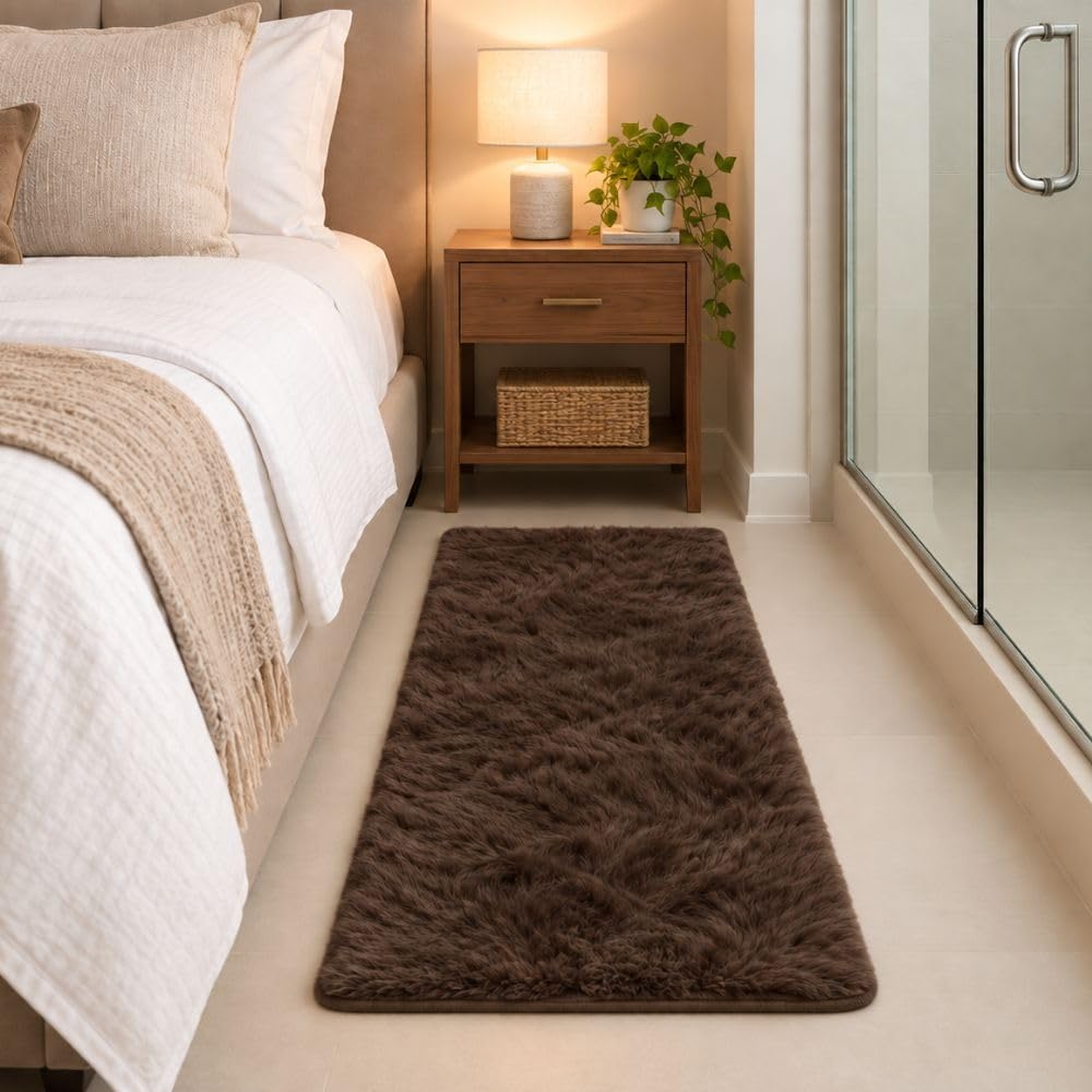 Faux Rabbit Fur Runner Rug - Soft Bedroom Decor -8