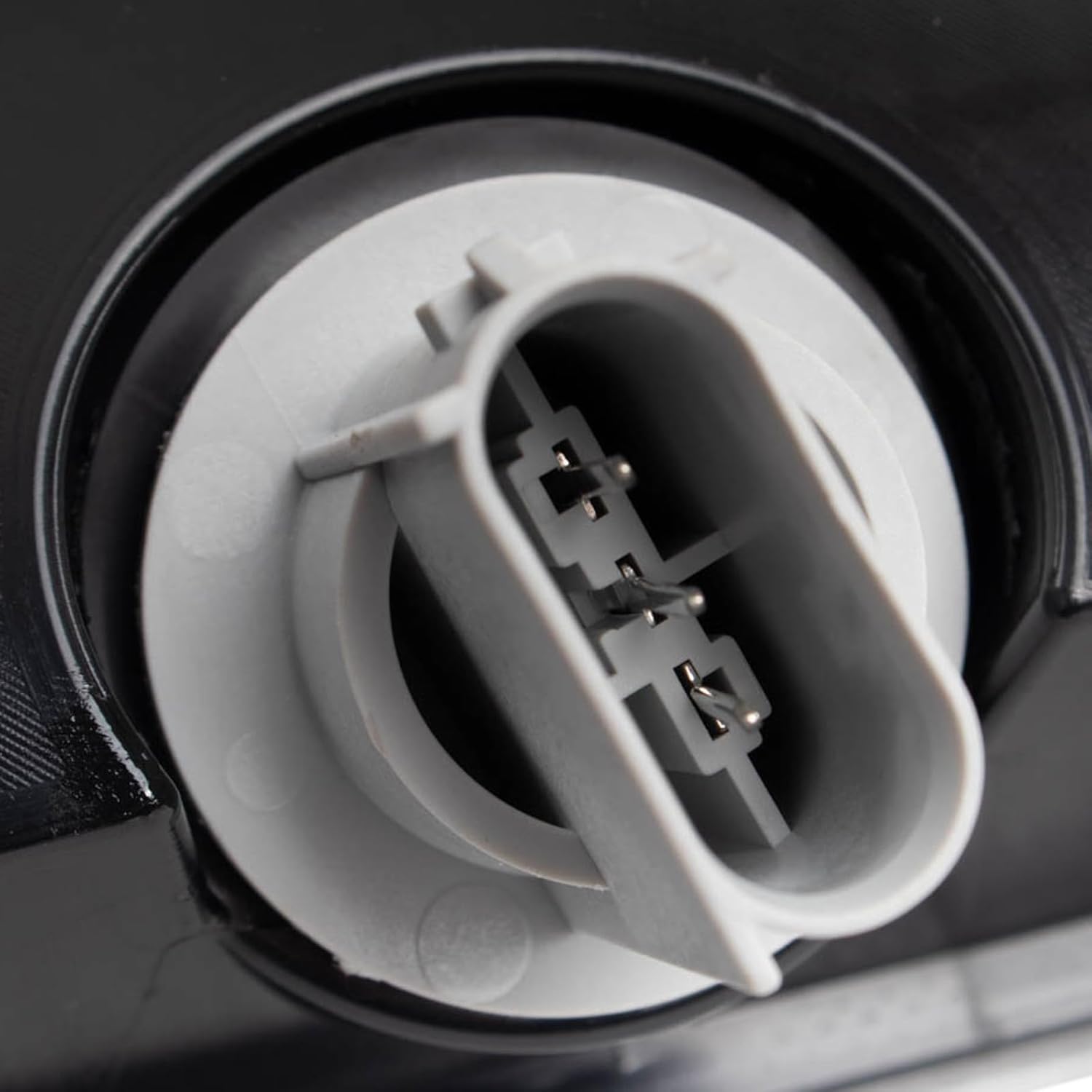 TRQ Back up/Reverse Light Compatible with 2015-2017 Ford Mustang