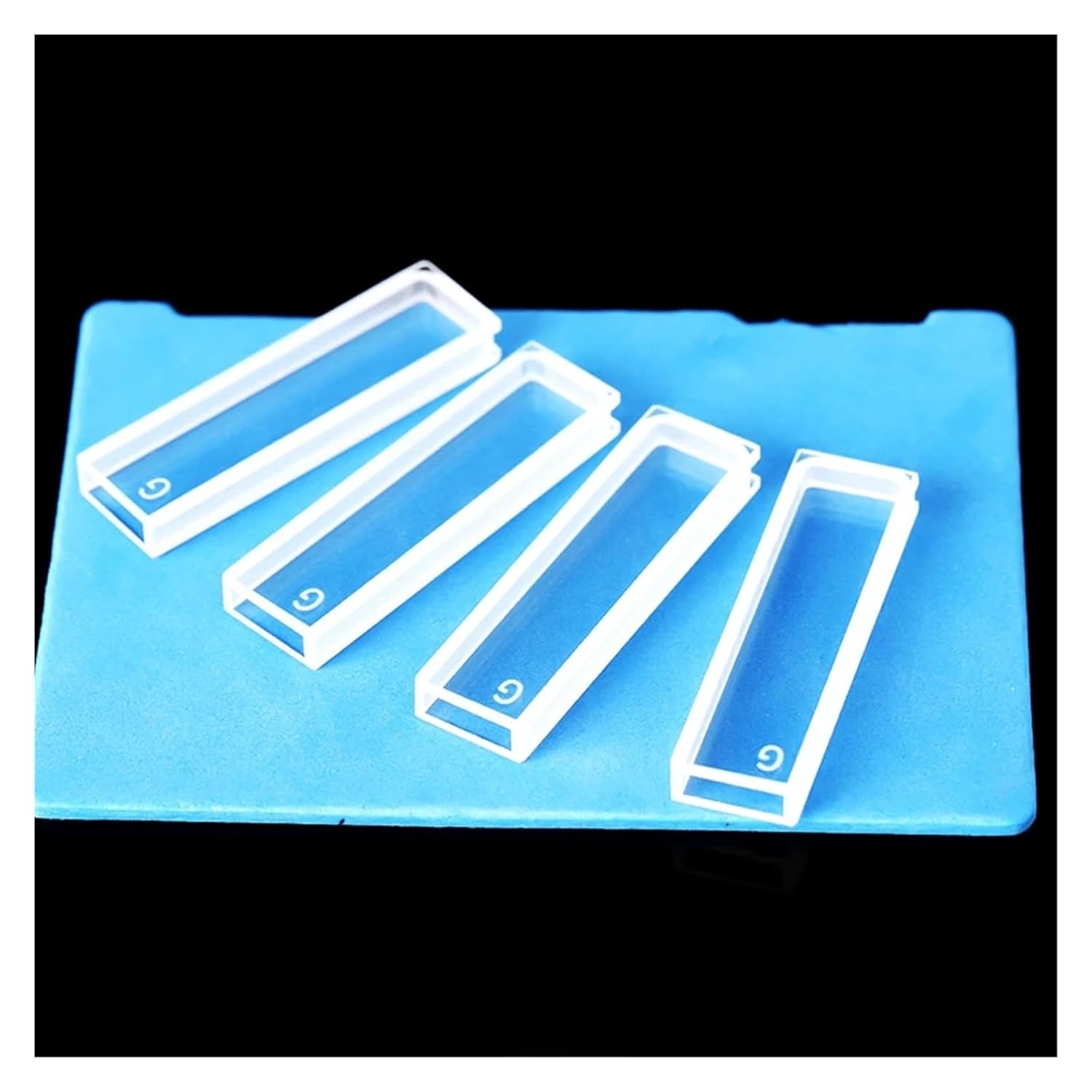 4個 1.05ml 標準ガラスキュベットセル 蓋とレバー付き 底部パス長 3mm 実験室で使用