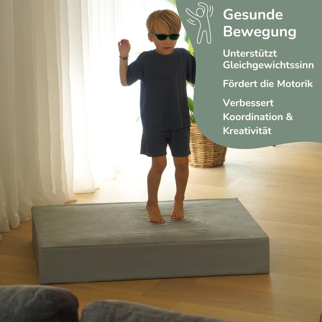 Hüpfmatratze für Kinder 107x70x17cm Indoor Sprungmatte Made in Germany