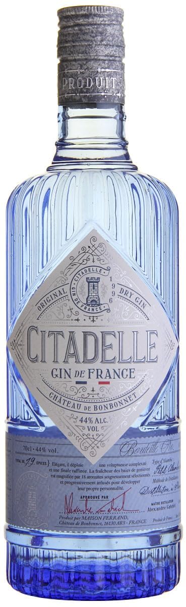 CITADELLE Gin - Distilled Gin - Origine : France - 44% Alcool - 70 cl | Origine : France / Poitou-Charentes - Notes Herbacées, Fleuries et d'Agrumes - Idéal en Cocktail Gin Tonic