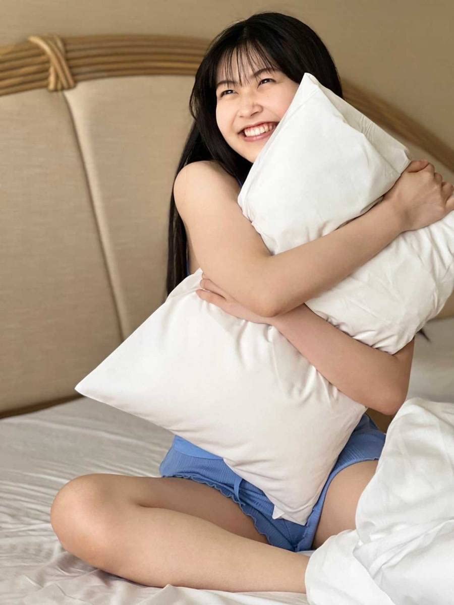 517 BEYOOOOONDS 岡村美波 生写真 7枚セット Amazon.co.jp: 岡村美波(BEYOOOOONDS)1st写真集「Miimi