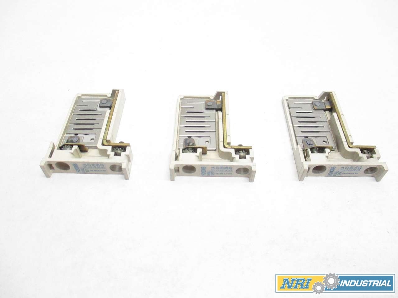 CUTLER HAMMER H2008B 3.23-5.23A AMP SET OF 3 OVERLOAD HEATER ELEMENTS D498725