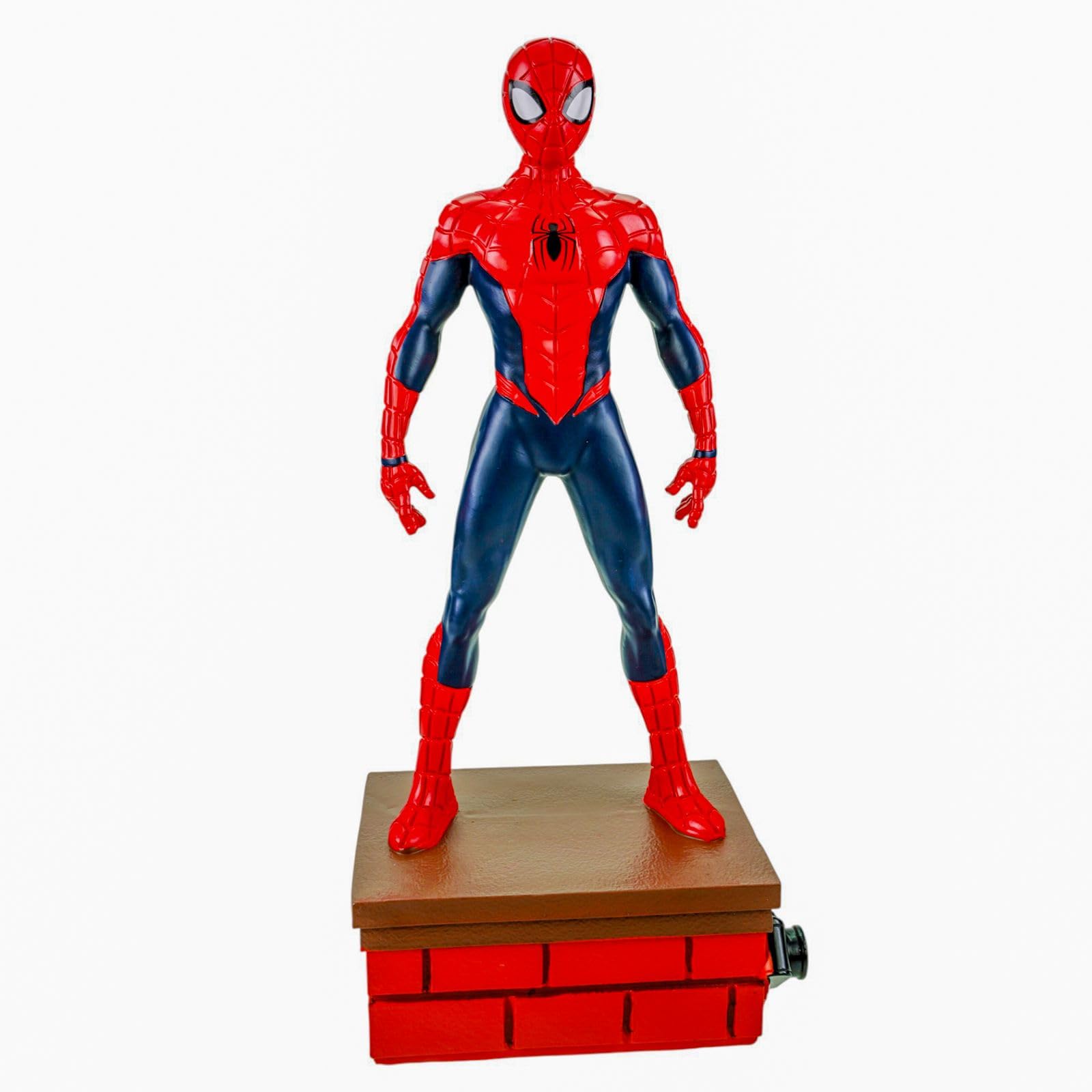 Gartenfigur Spiderman 41 cm Dekofigur Polyresin Figur für In- und Outdoorbereich | Superheld auf Ziegelsockel als Blickfang für Garten, Terrasse, Balkon oder Wohnzimmer