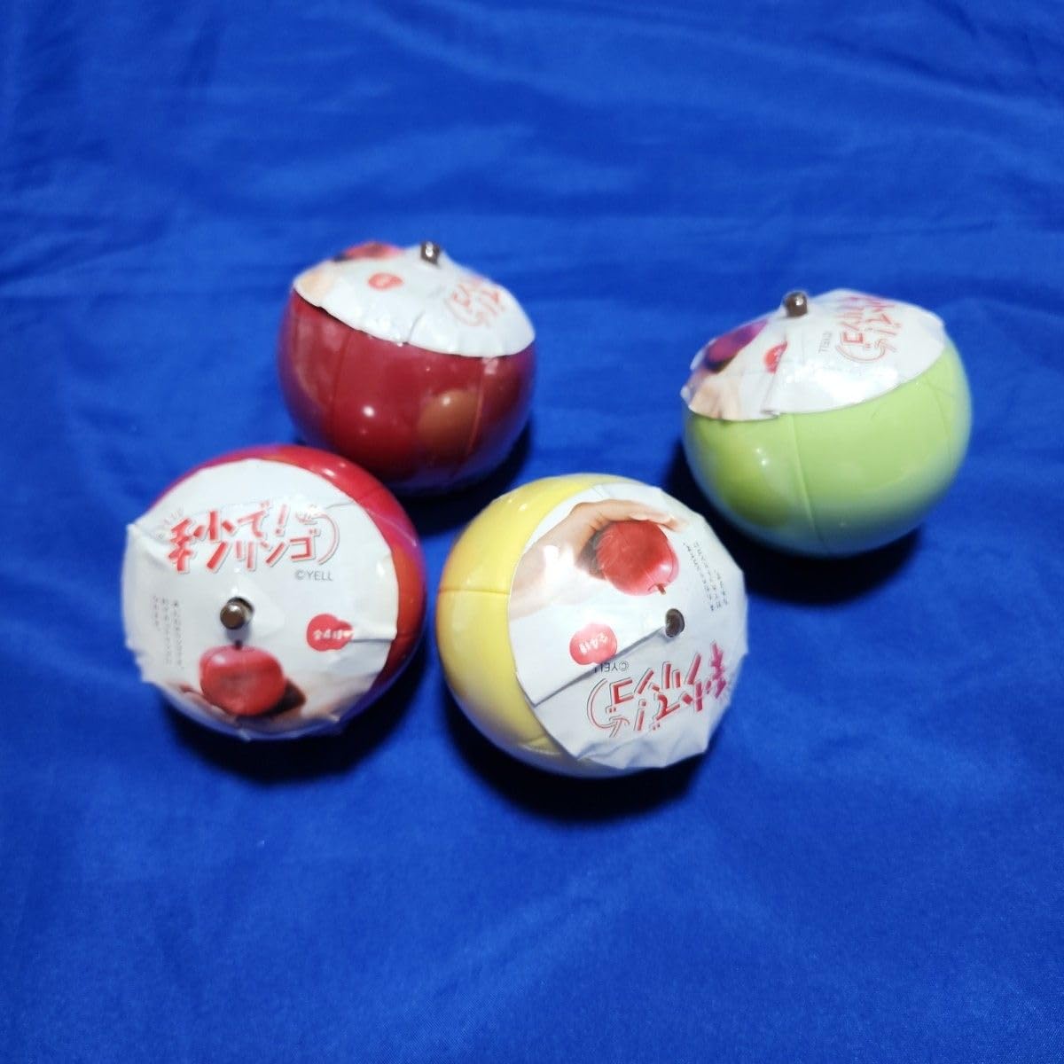 Amazon | 全4種 秒でリンゴ ガチャ フィギュア りんご ままごと