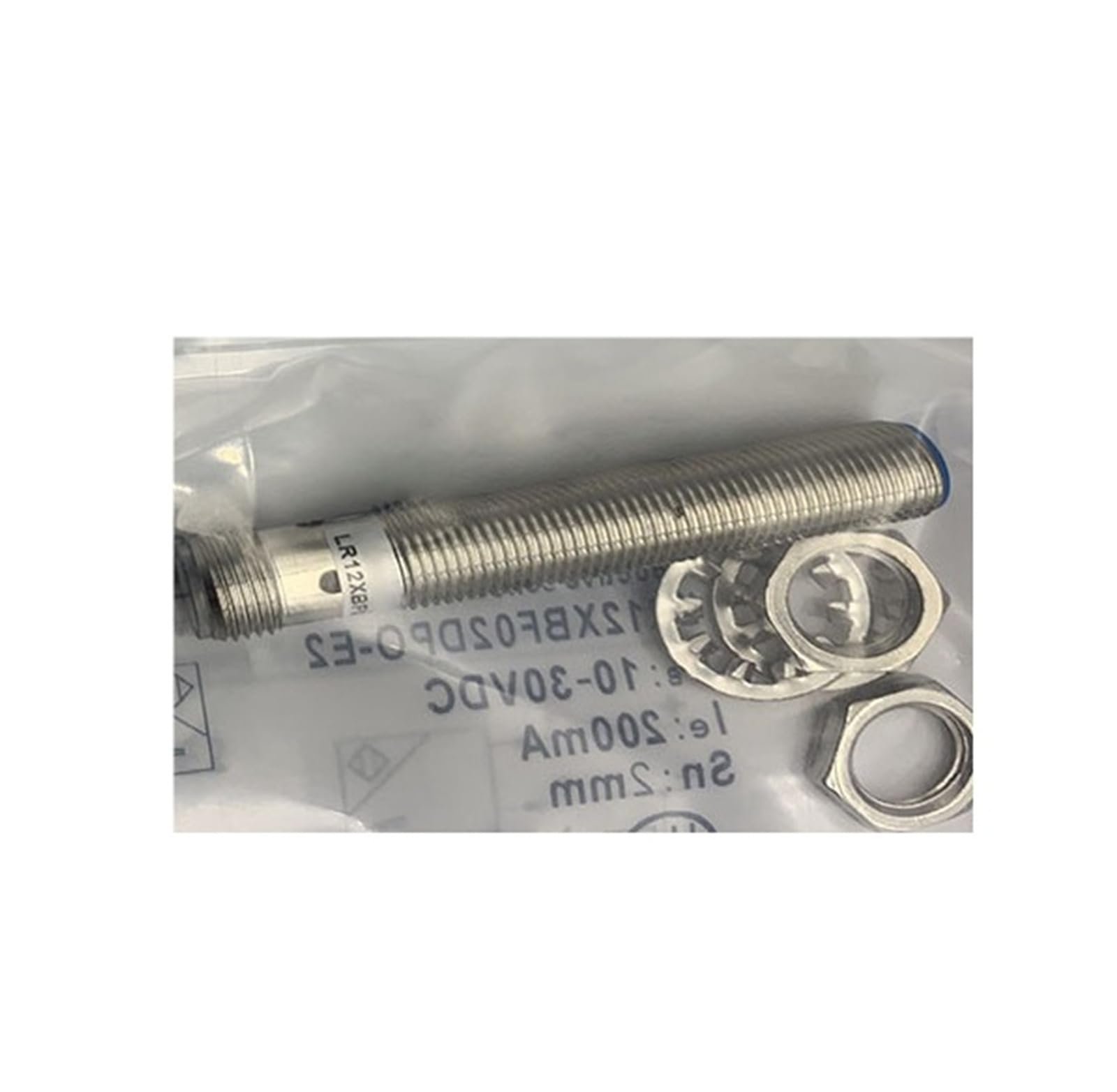 Capteur inductif LR18AF05DNO étanche M18 pour commutation automation et détection de métaux