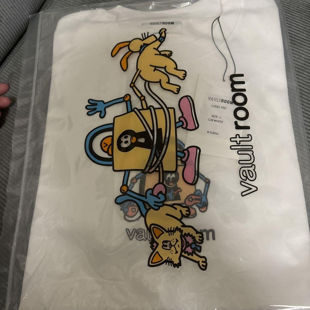 Amazon.co.jp: vaultroom ロゴ Tシャツ Lサイズ : ファッション