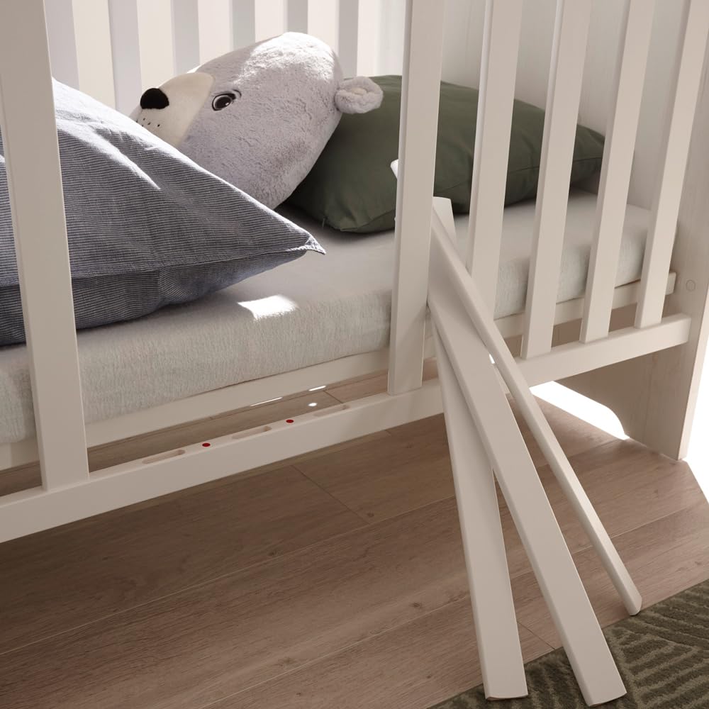 Lomadox Babyzimmer Babygitterbett mit Wickelkommode umbaubar zu Kommode, Landhausstil, Pine weiß mit Eiche