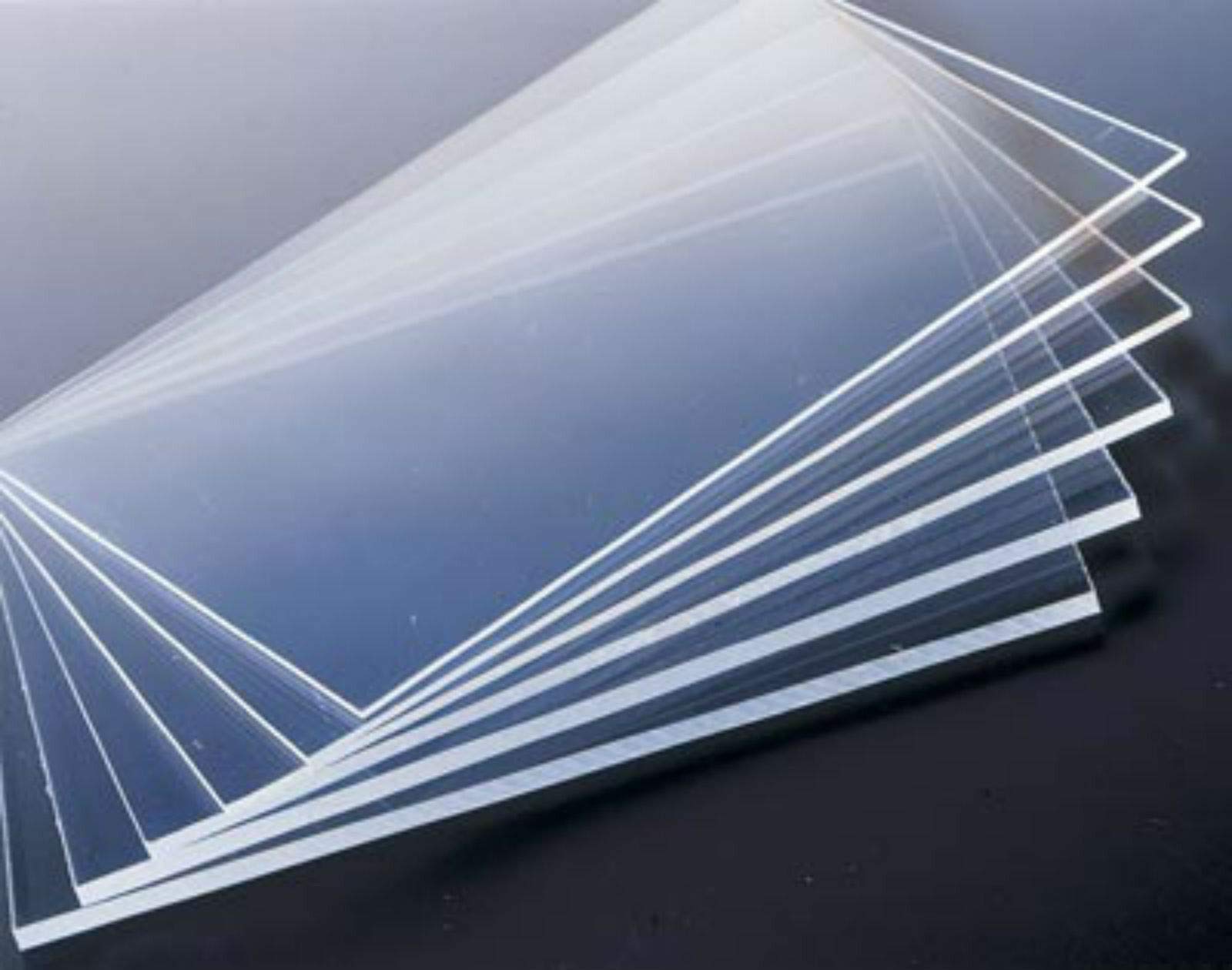 Vitre plexigl acrylique transparent A4 pour remplacer verre cassé