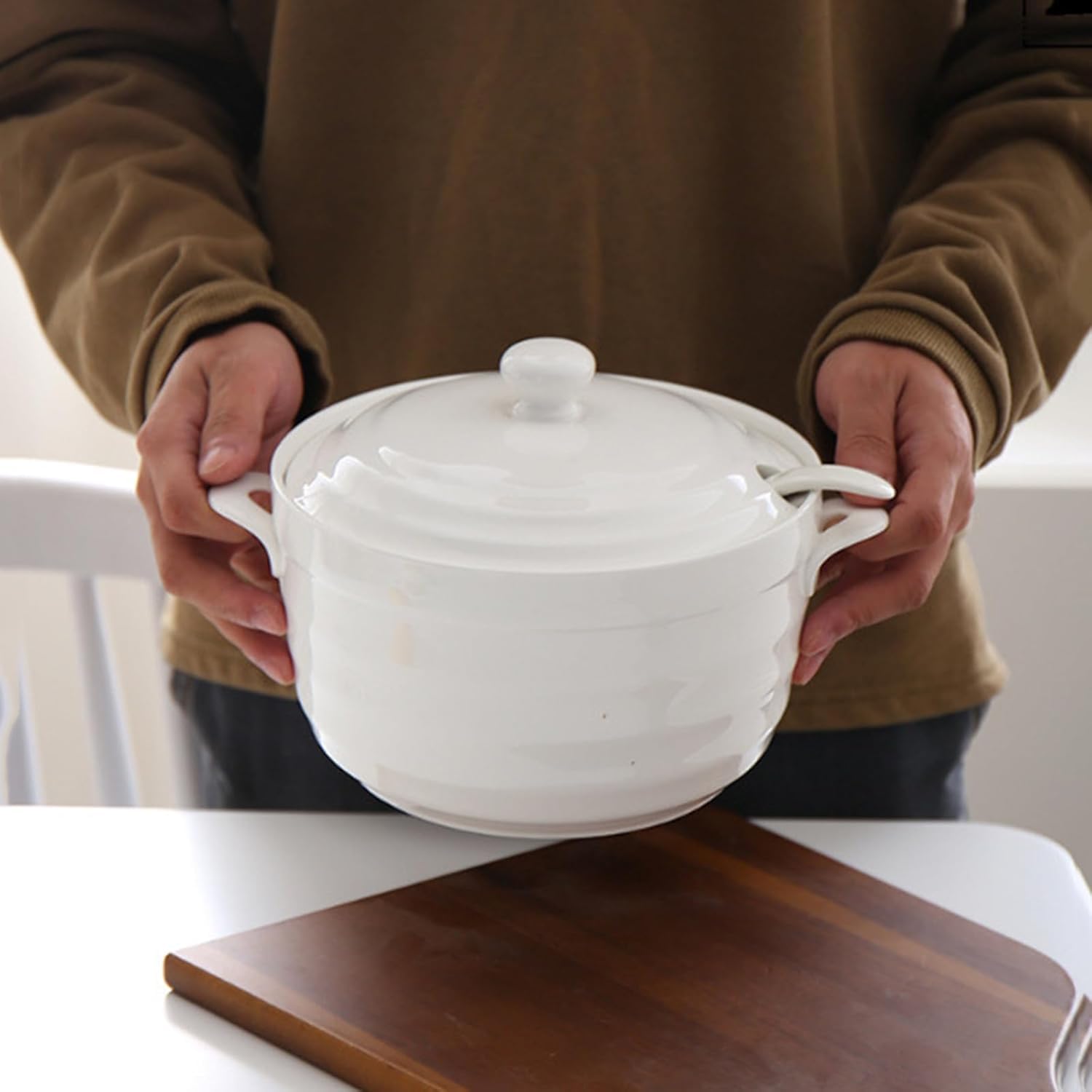 Sopera de cerámica con tapa Sopera de sopa de porcelana blanca Sopera redonda de cerámica Tazón de cerámica para restaurante Decoración de la cocina del hogar Apto para microondas y lavavajillas