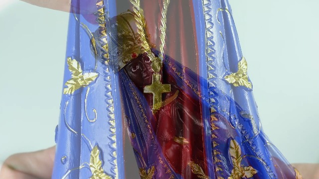 Estatua Religiosa Nuestra Señora Aparecida 8'' Resina miniatura 7