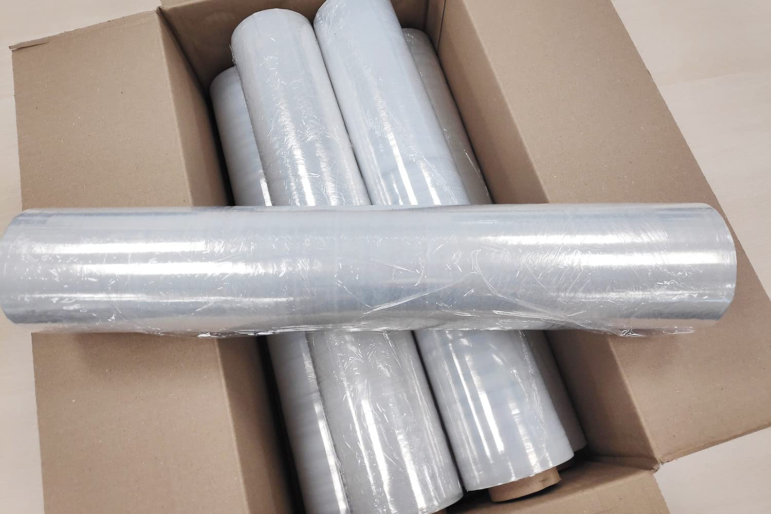 Pack de 6 Bobinas de Plástico Film Estirable Elástico LPED 23My Manual Industrial para Embalar Paletizar y Proteger Carga 50cm x 180 Metros | Color Transparente | Cada bobina: 2,2 kg