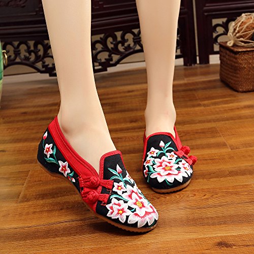 Qhome Women's Fashion Peachblossom Embroidered Flat Rubber Sole Round-Toe Casual Shoes2