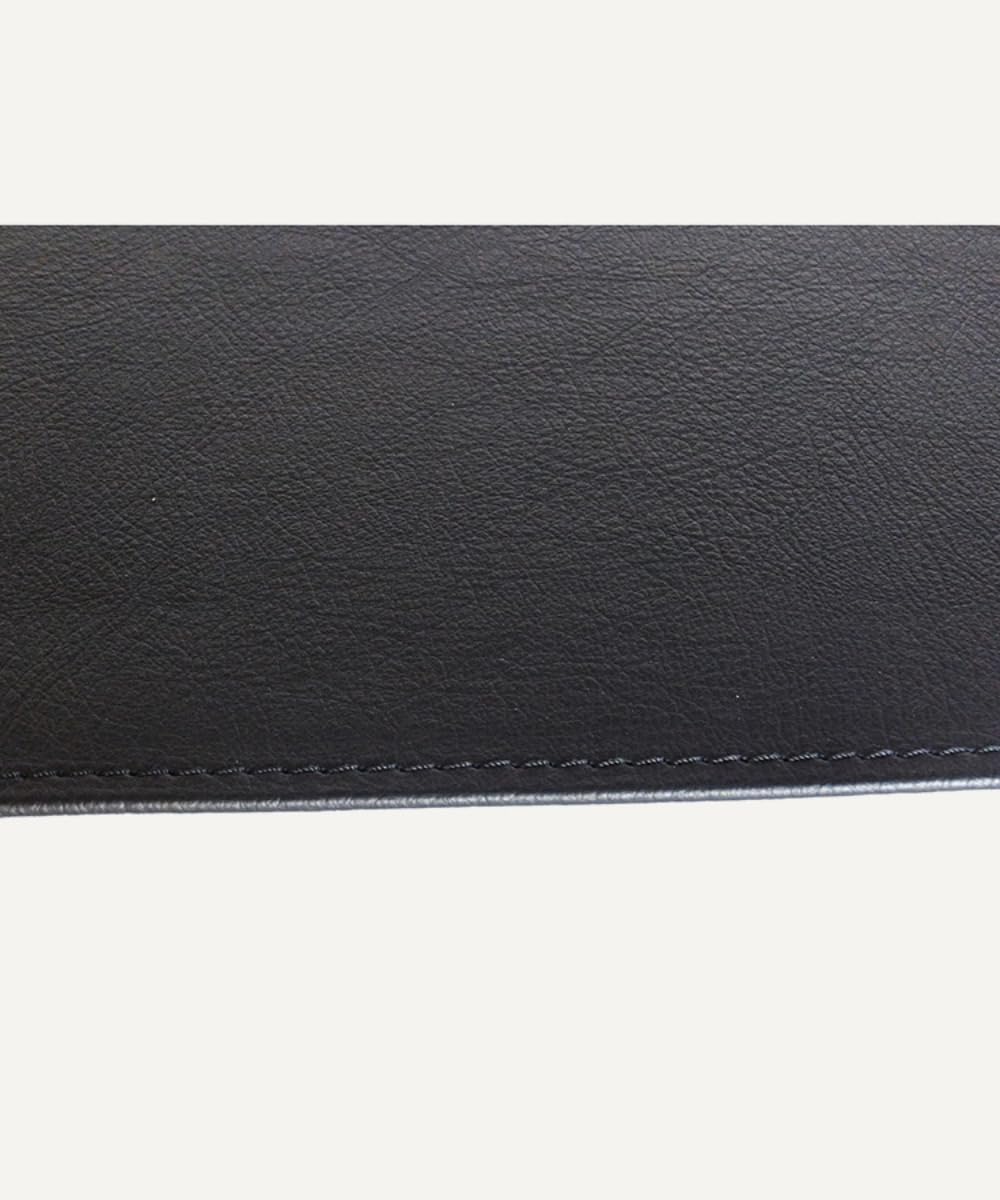 LIMAC Design TASTO Tapis de cheminée d'intérieur en similicuir Ignifuge, Tapis pour poêles à Protection Contre Les braises pour poêle, fabriqué en Italie. (Noir)