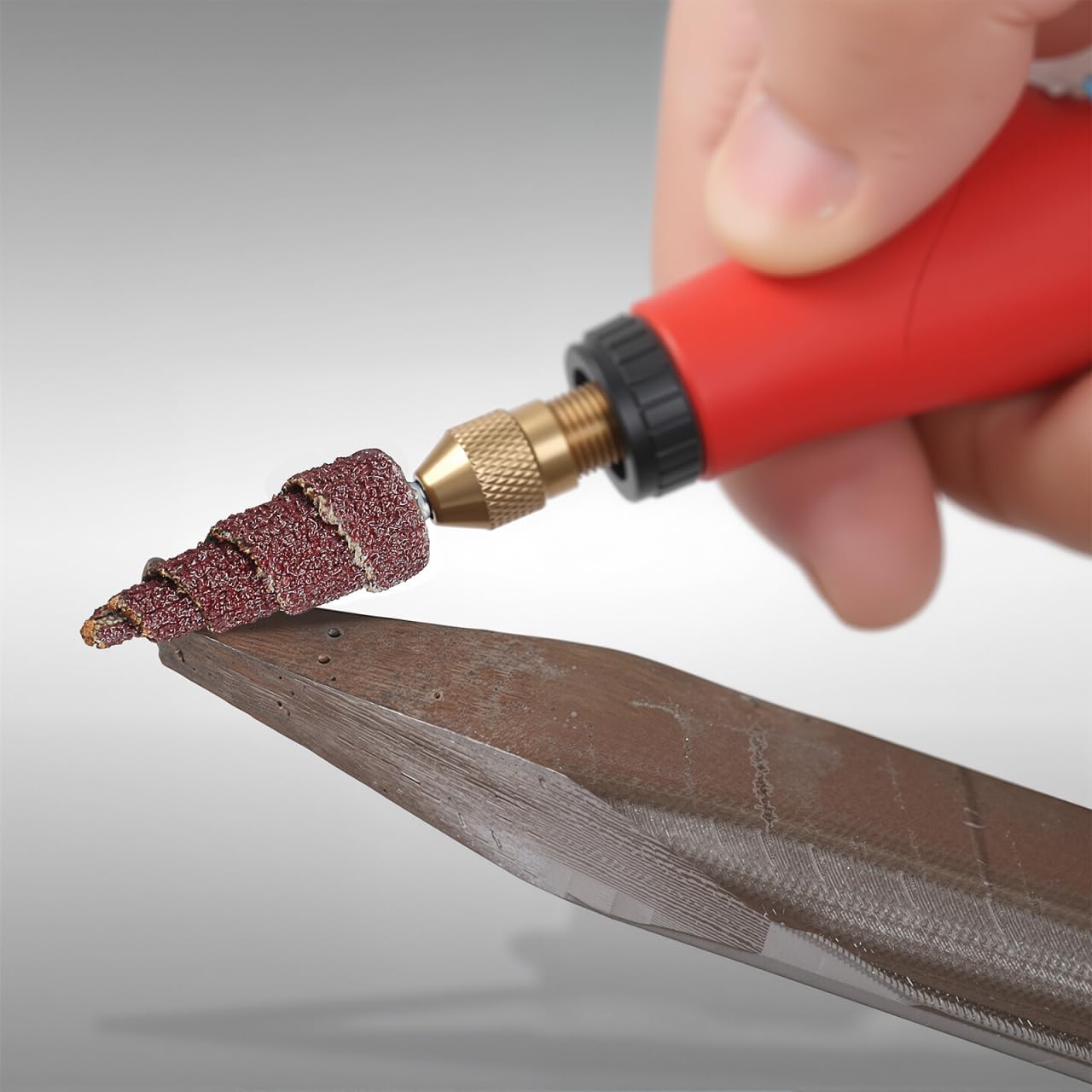 ULTECHNOVO Roue À Lamelles Abrasives Conique 20 Pièces Avec Poignée Métallique 2.2X0.4 Pouces Pour Ponçage Ébavurage Et Polissage Sur Bois Et Métal
