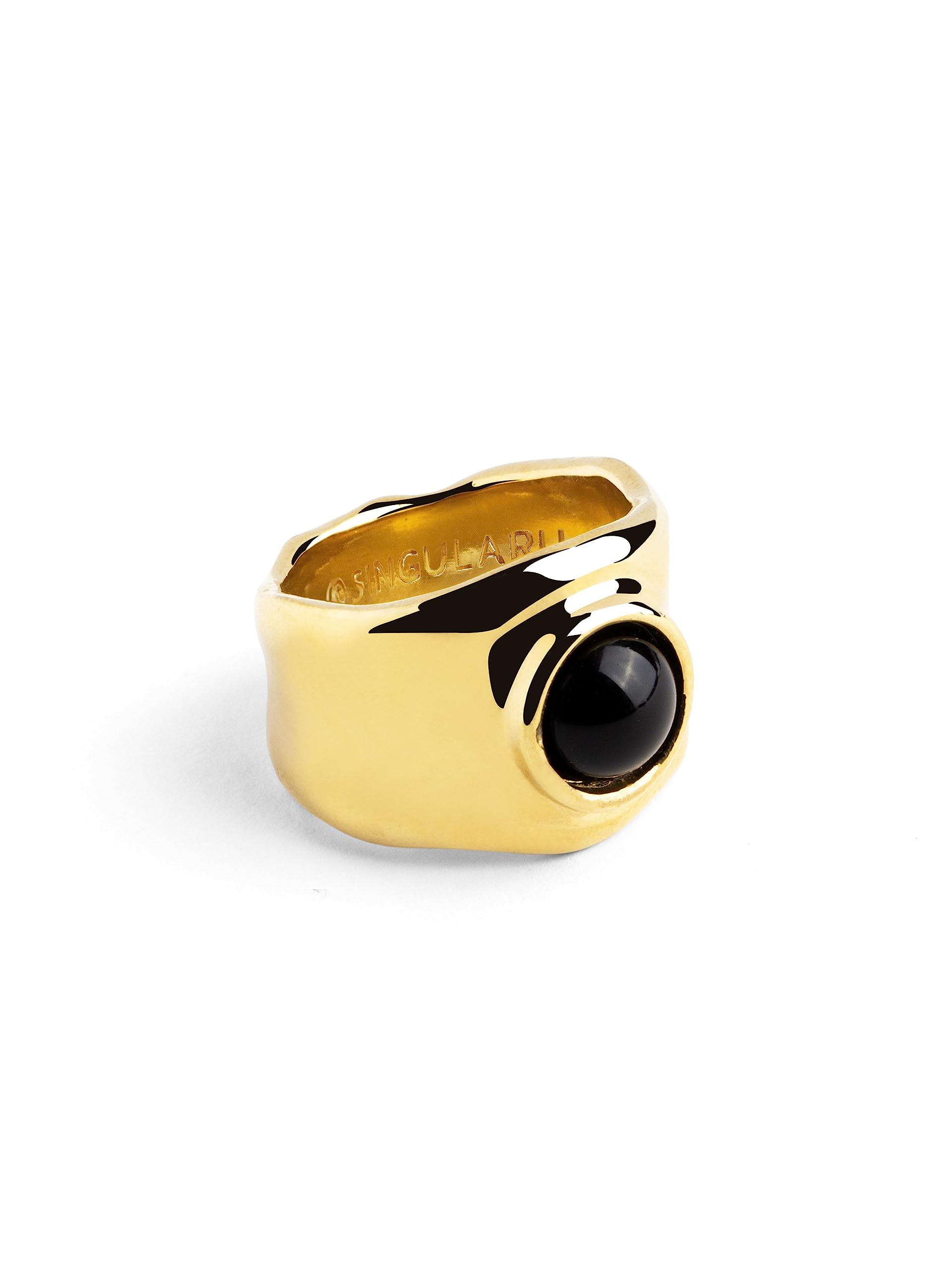 SINGULARU Anillo My Onyx - Anillo Macizo de Latón con Acabado Baño de Oro de 18 Kt. y Piedra Onix - Joyas para Mujer - Hecho en España - Varios Acabados y Tallas
