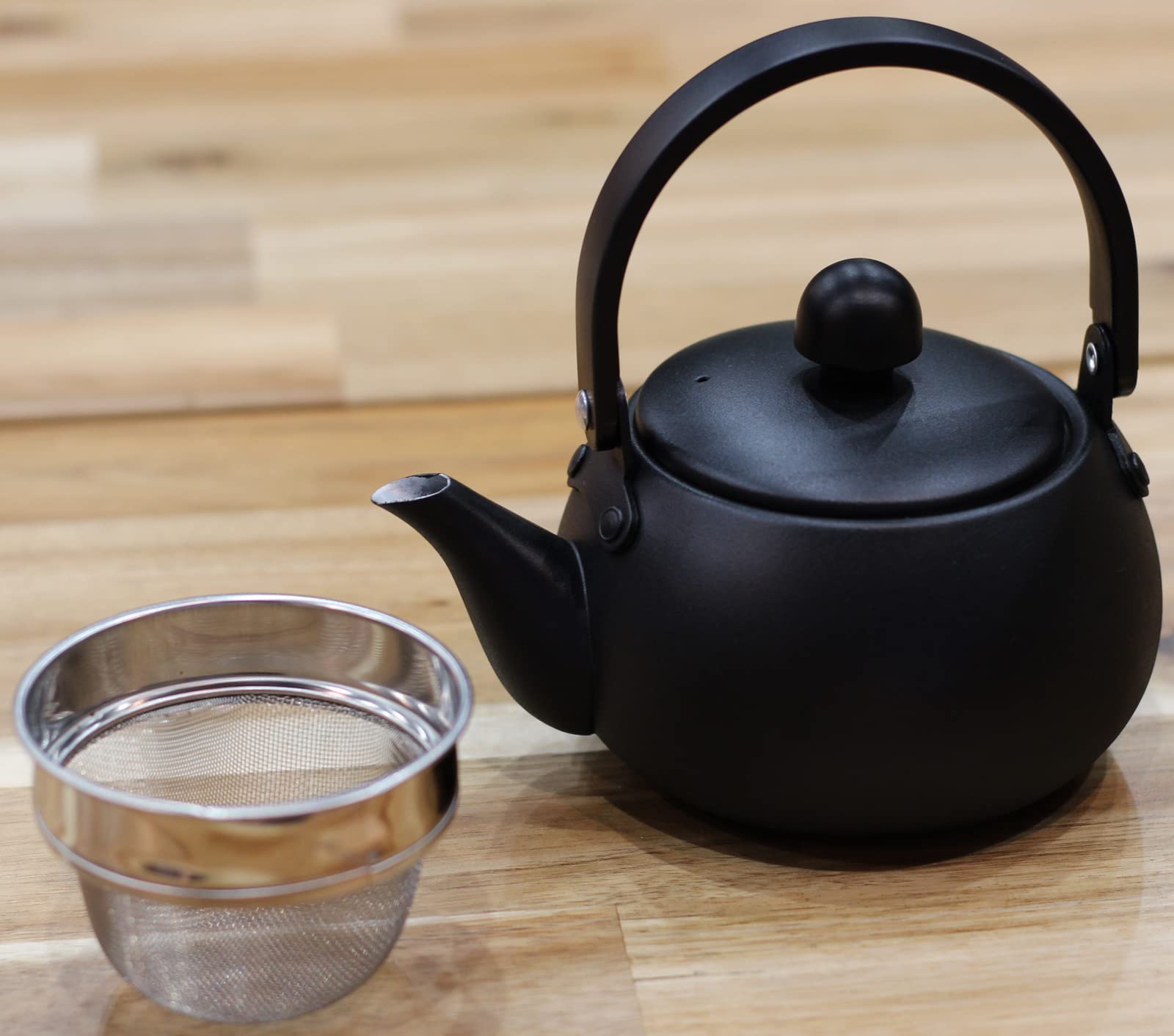 Amazon｜藤田金属 ティーポット dim つる付き 0.6L マット