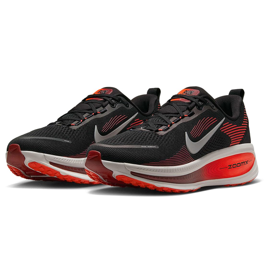 Amazon | [ナイキ] ボメロ 18 Vomero 18 ブラック/ブライトクリムゾン