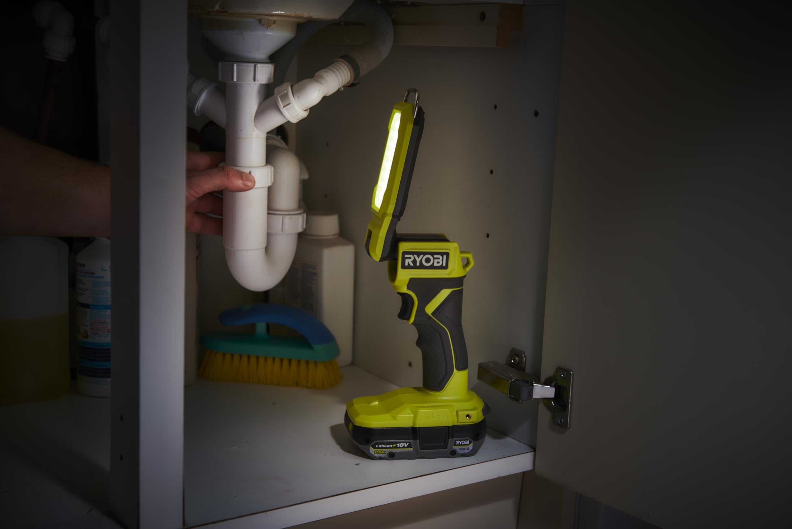 RYOBI RSL18-0 18V ONE+ Bezprzewodowe światło LED Stick (nagie narzędzie)