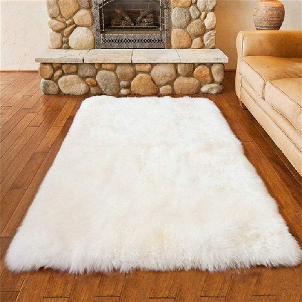 Tapis en Peau de Mouton synthétique, Imitation Toison Moquette Fluffy Soft Longhair Décoratif Coussin de Chaise Canapé Natte, Cozy Sensation comme véritable Laine Tapis (Blanc)