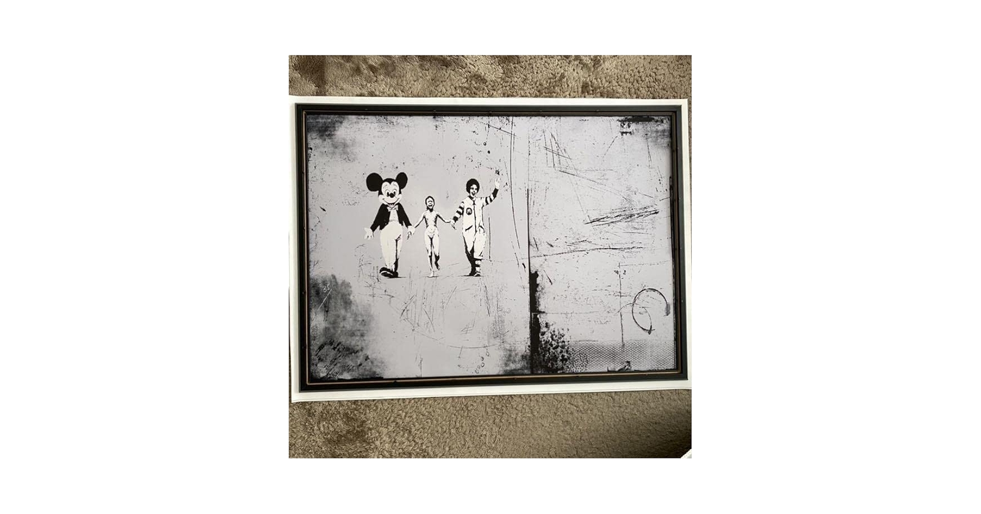 バンクシー　ミッキー　マクドナルド　風刺画　50×70cm インテリア バンクシー ミッキー マクドナルド 風刺画 50×70cm インテリアの