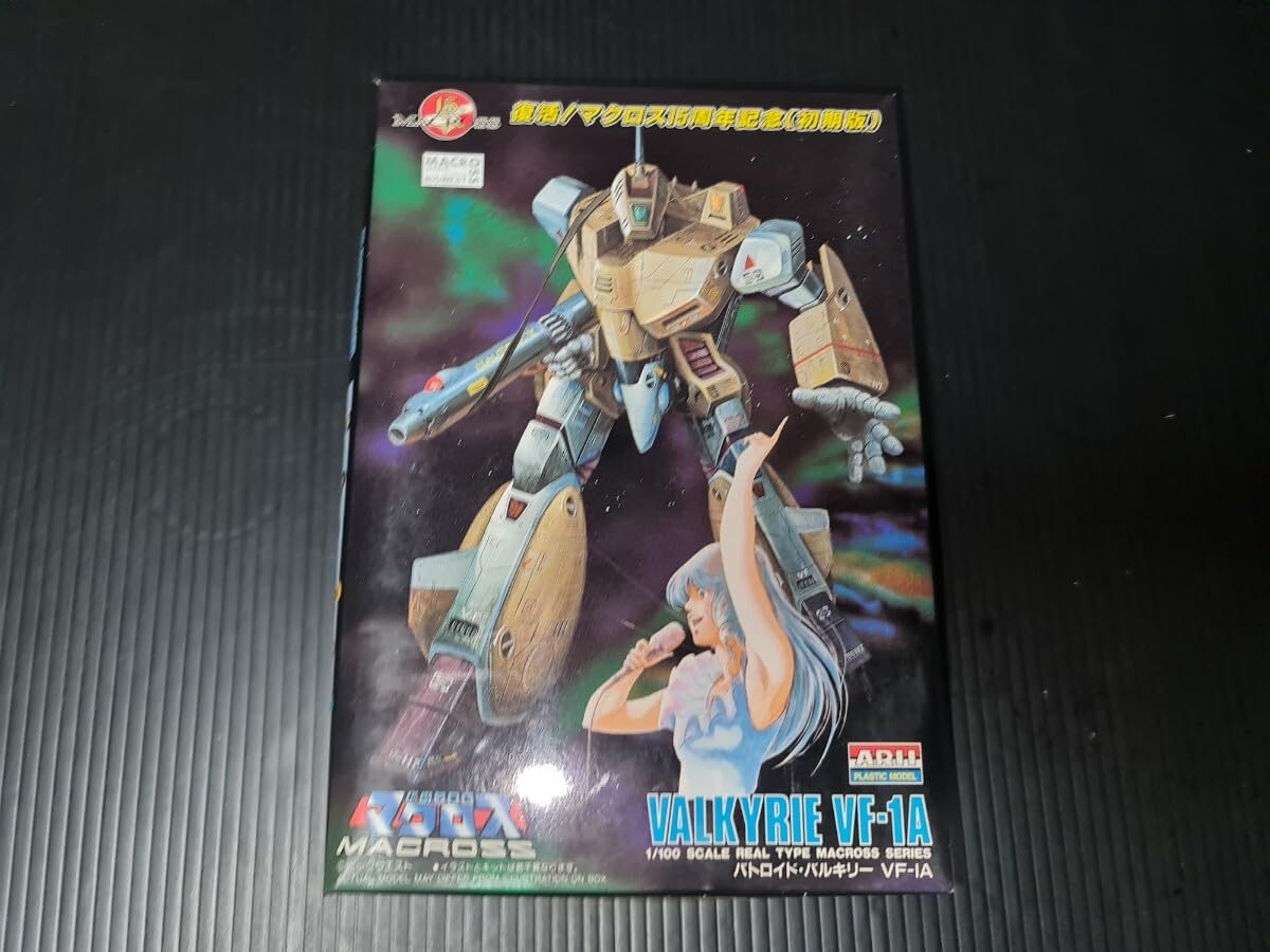 Amazon.co.jp: アリイ 1/100 マクロス バトロイド バルキリー VF-1A