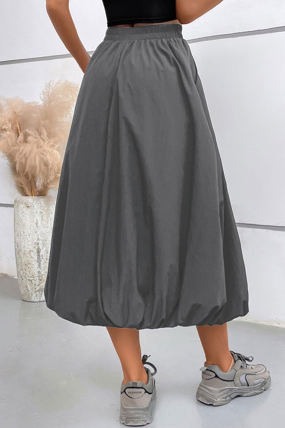 Women's Black Bubble Skirt Elastic Waist Casual Party Y2K Puffy Hem A-line Long Skirts with Pockets - Image 2