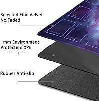 Vista 4 de Tapete de juego MTG cosido de alta calidad con zonas y respaldo de goma antideslizante, tapete de juego TCG de 24 x 14 pulgadas para MTG y otros Dkt