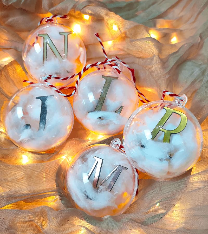 Bola de Navidad Personalizada con Inicial para Árbol, Adornos Navideños Originales y Personalizados, Colores Brillantes y en Madera, Marcasitios para Navidad