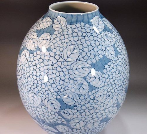 Amazon.co.jp: 有田焼・伊万里焼｜花瓶陶器・花器・壺｜贈答品｜高級