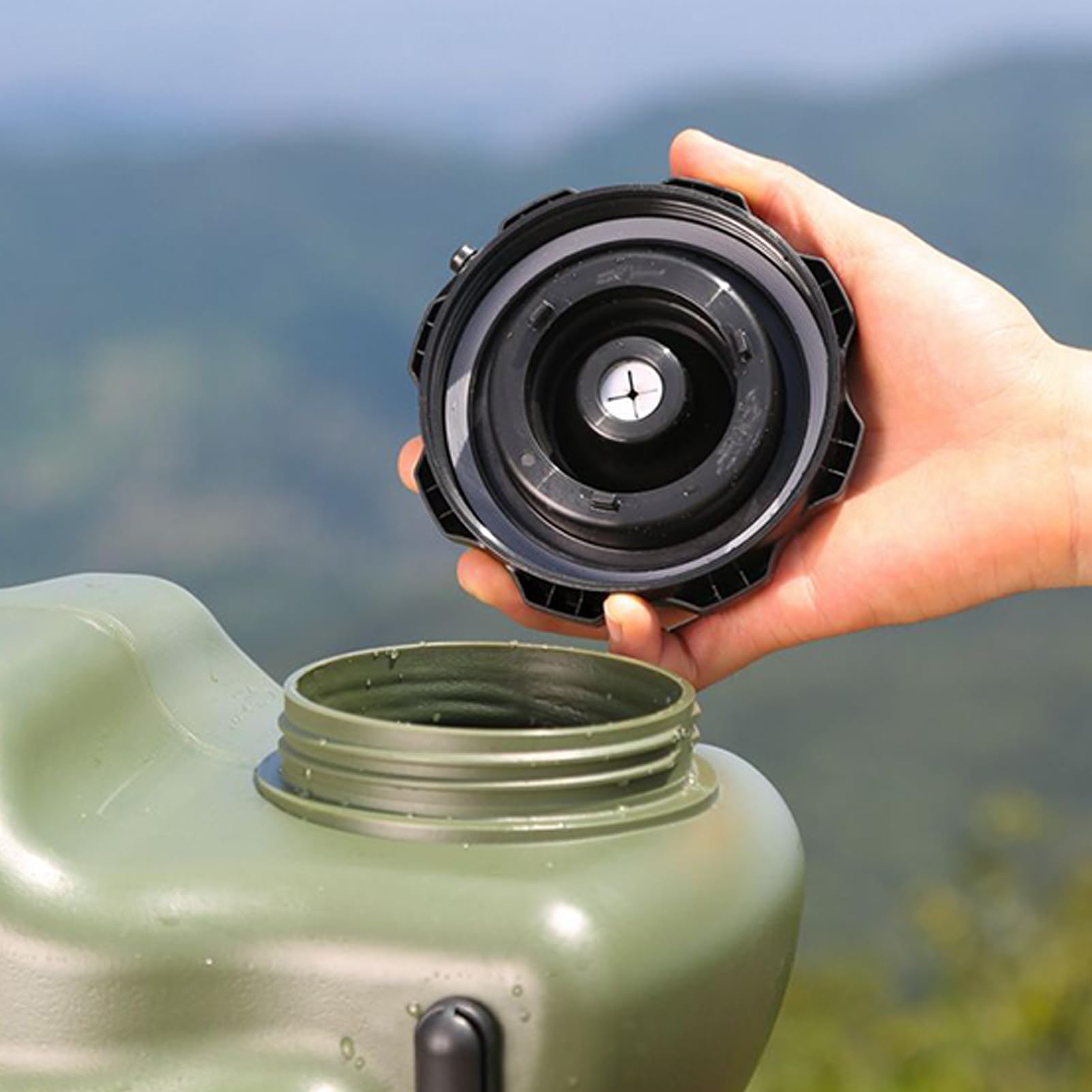 Contenedor De Agua con Ruedas 28 litros Portátil con Asa Plegable