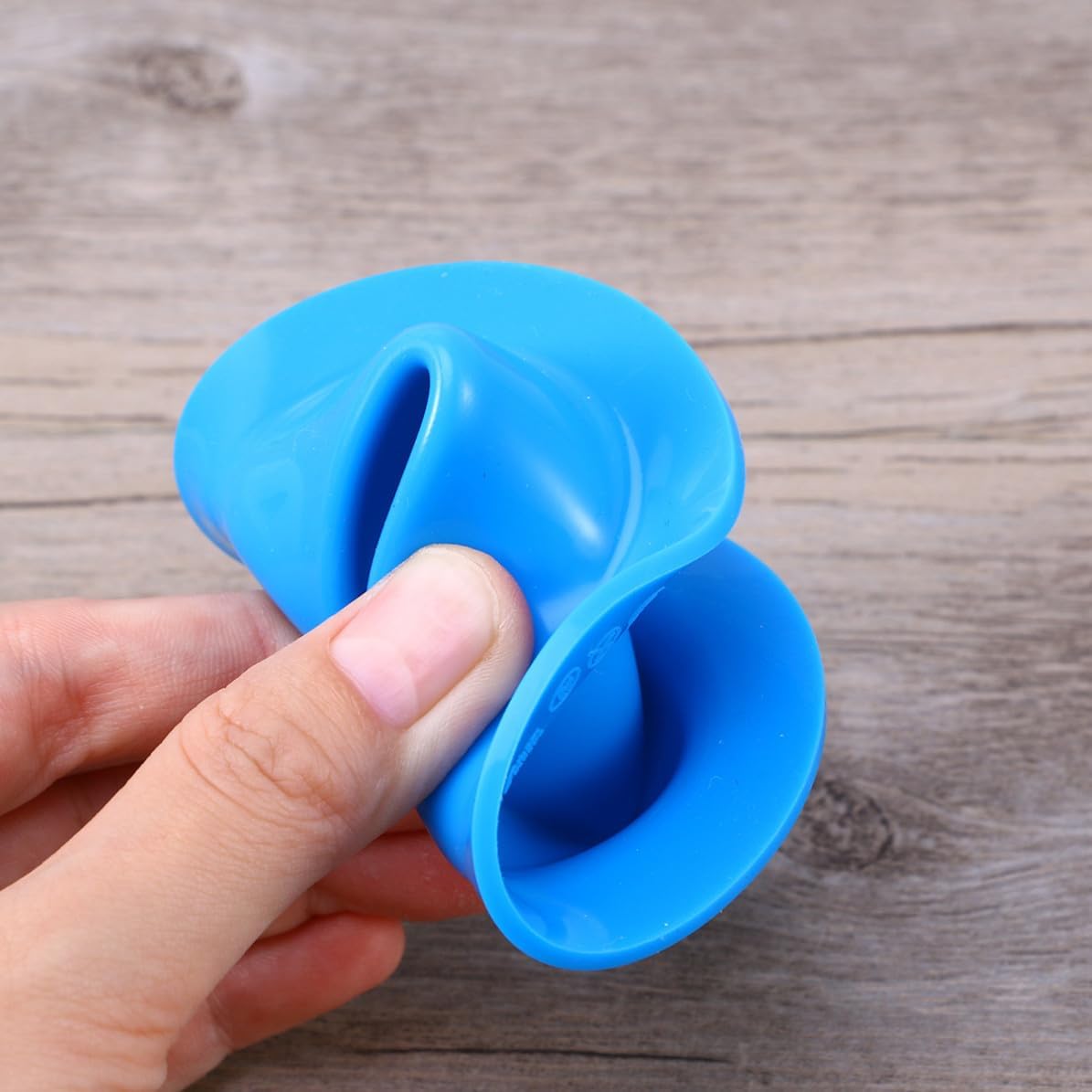 6pcs Silicone Egg Cups Set Dishwasher Safe Kitchen Serveware