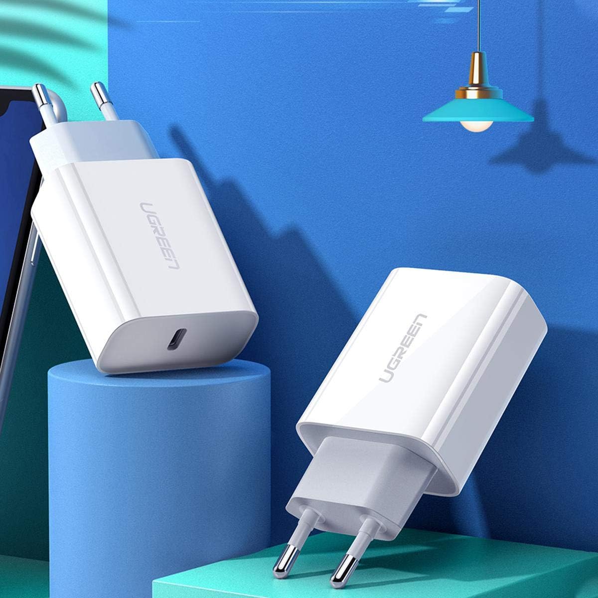 Carregador Ugreen Cd137 Micro Usb Tipo C 20W PD Carregamento Rápido Portátil Leve e Compacto/No Brasil