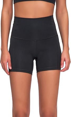 Lavento shorts Clearance