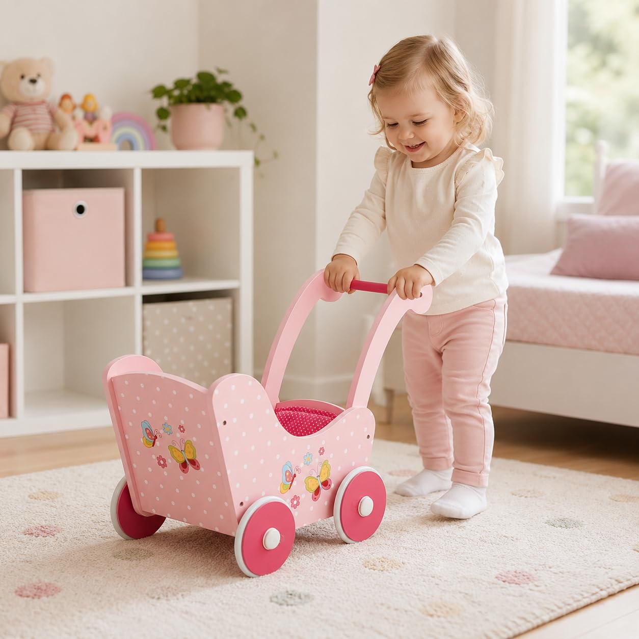 Bayer Chic 2000 Holz-Puppenwagen | Papilio pink | Für Puppen bis 54 cm | Stabiler Puppenwagen aus Holz. Idealer Begleiter für Kleinkinder. Feste Schiebehöhe: 43 cm. Für Puppen bis 54 cm.